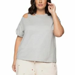 Wholesale 🌟 Black Tape Trendy Plus Size Cutout T-Shirt Heathered Pale Grey 😉